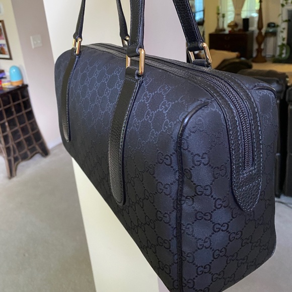 SOLD Gucci - Tote/Shoulder Bag/FINAL PRICE REDUCTION - Picture 5 of 17